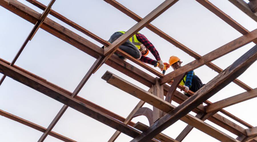 Expert new roof installation services in Parker City, IN